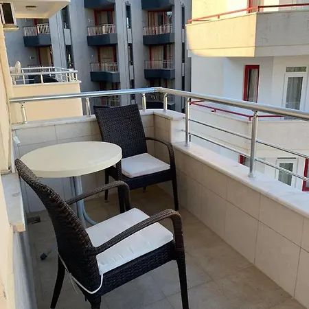 Квартира С Видом На Море И Горы Apartman *